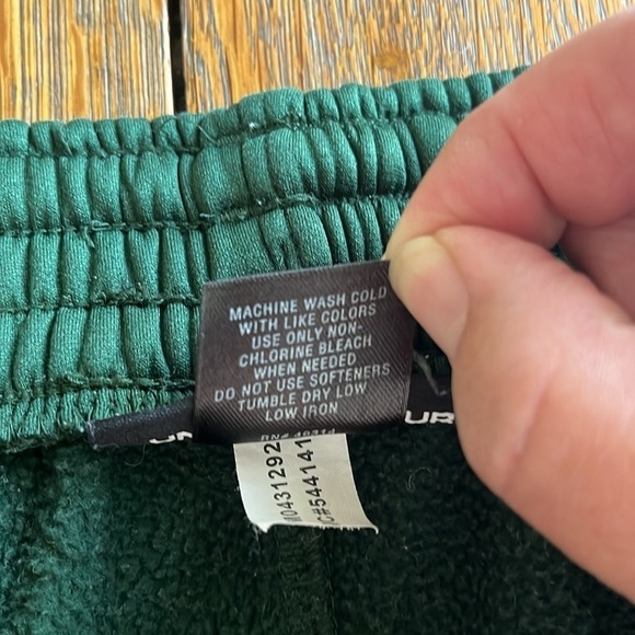 Under Armour UND North Dakota Sweatpants Green Loose Size XL Side Pockets - Picture 6 of 12
